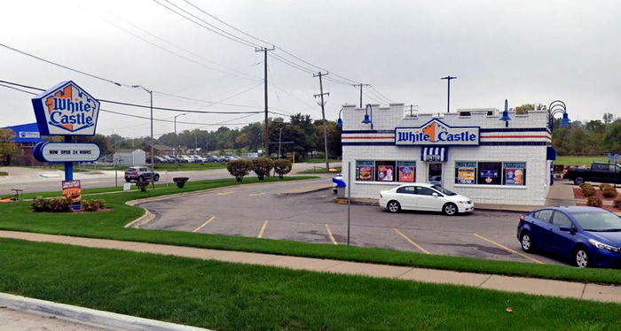 White Castle - Pontiac - 335 Martin Luther King Jr Blvd N (newer photo)